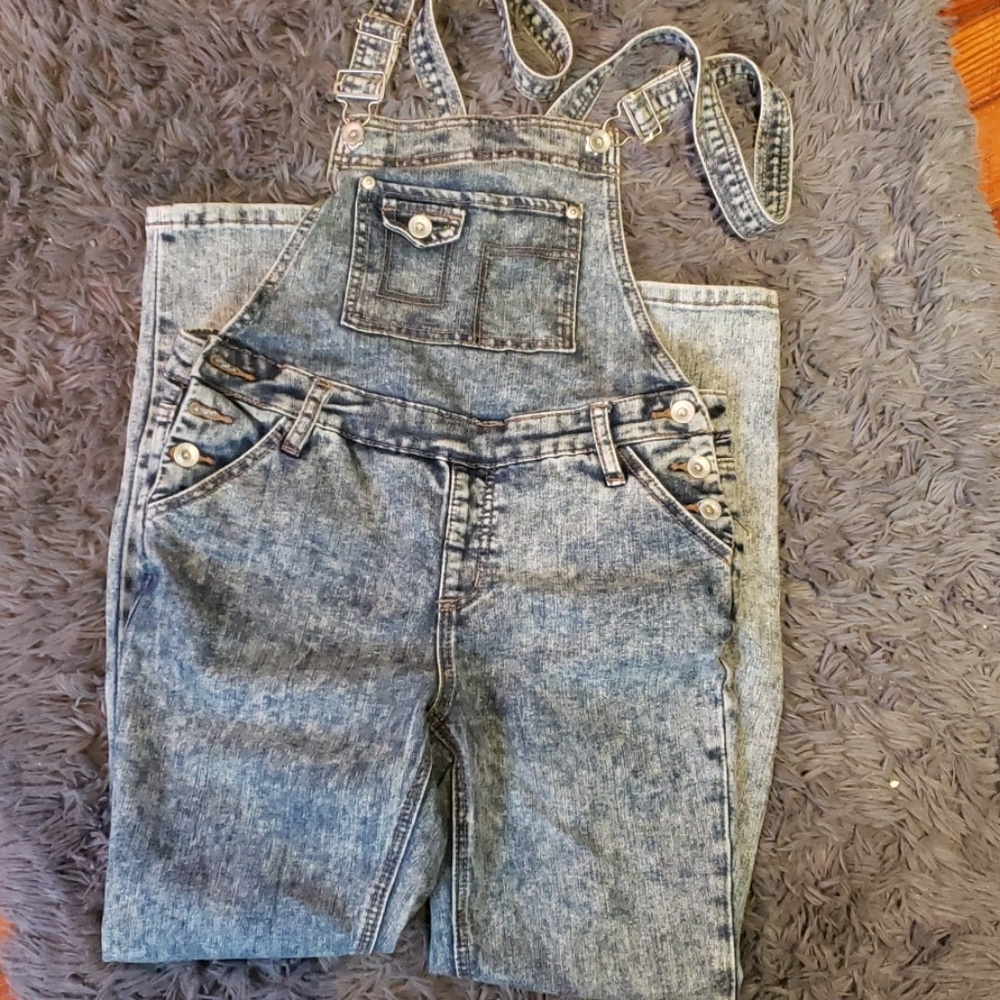 Overall jeans